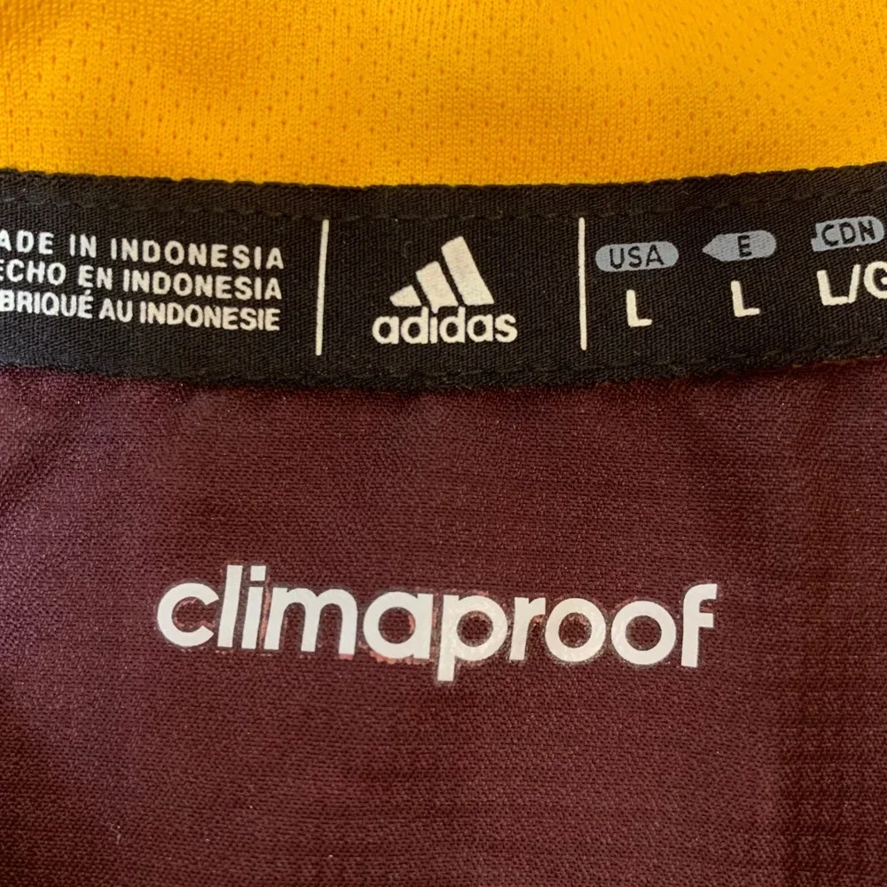adidas climaproof quarter